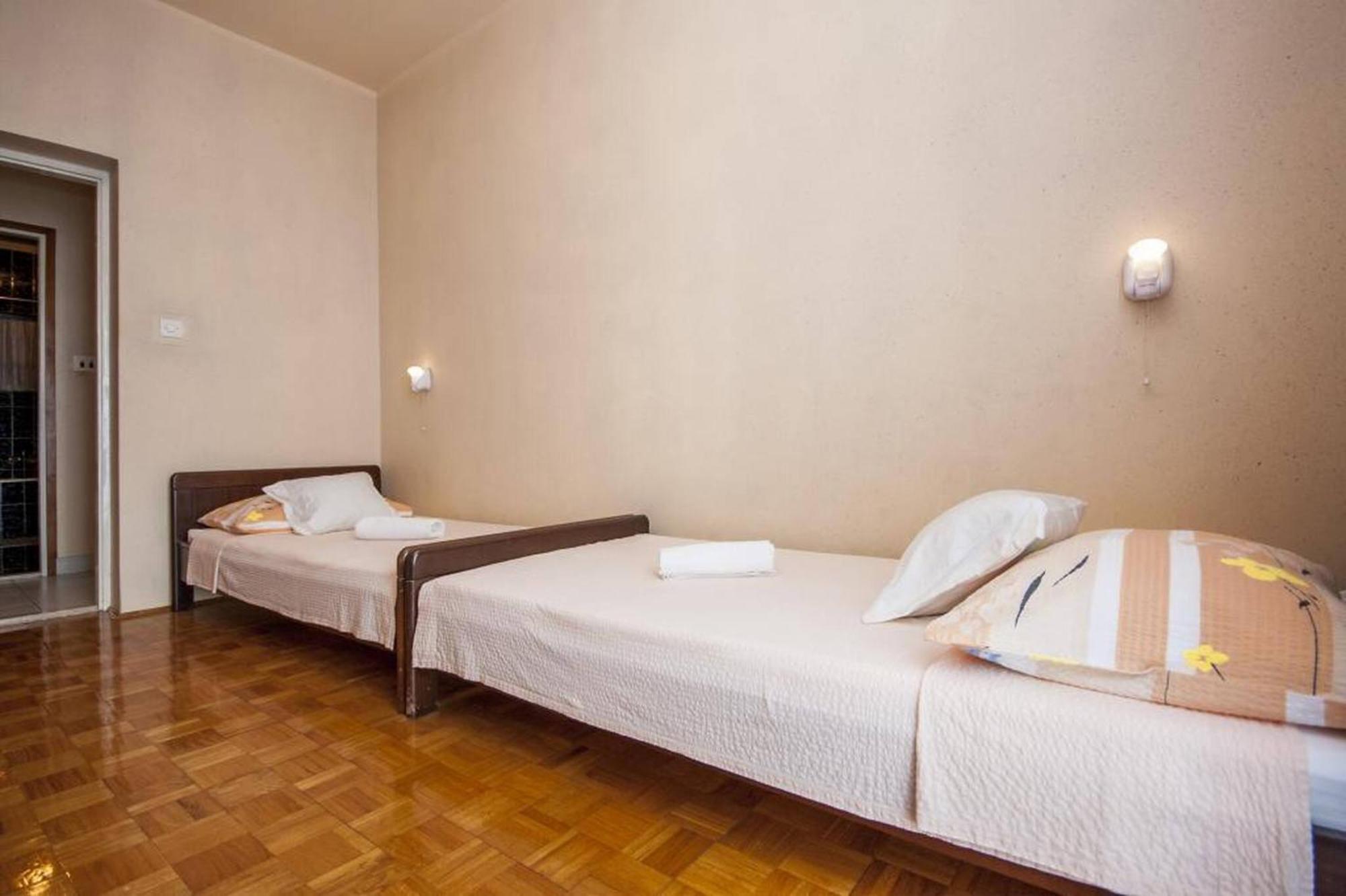 Apartments Zdenka Бродарица Экстерьер фото